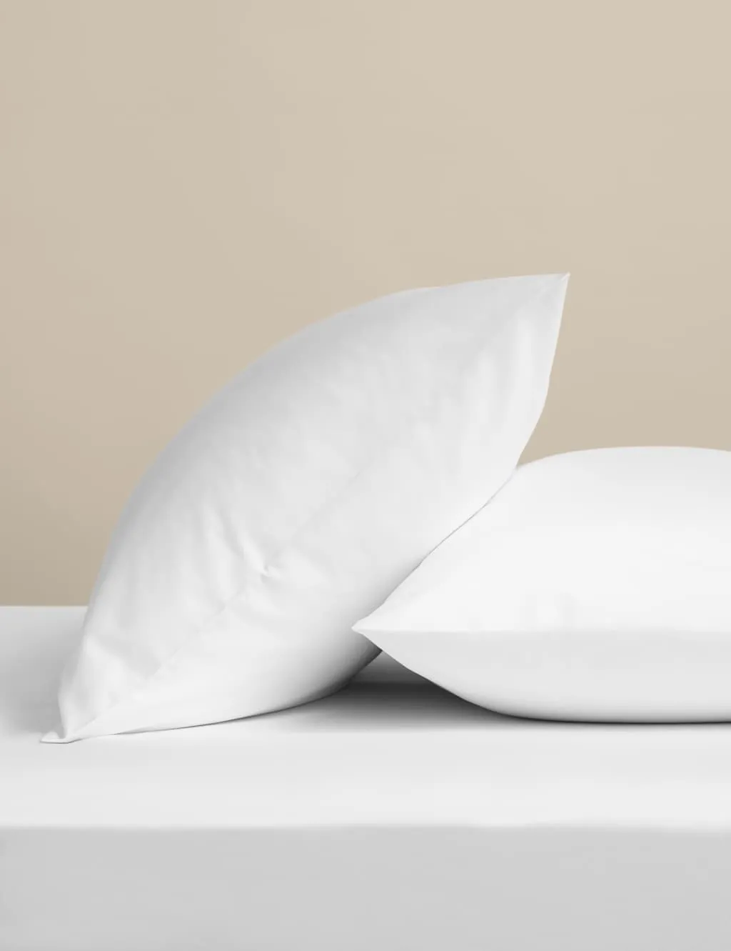 M&S 2 Pack Egyptian Cotton 400 Thread Count Pillowcases White