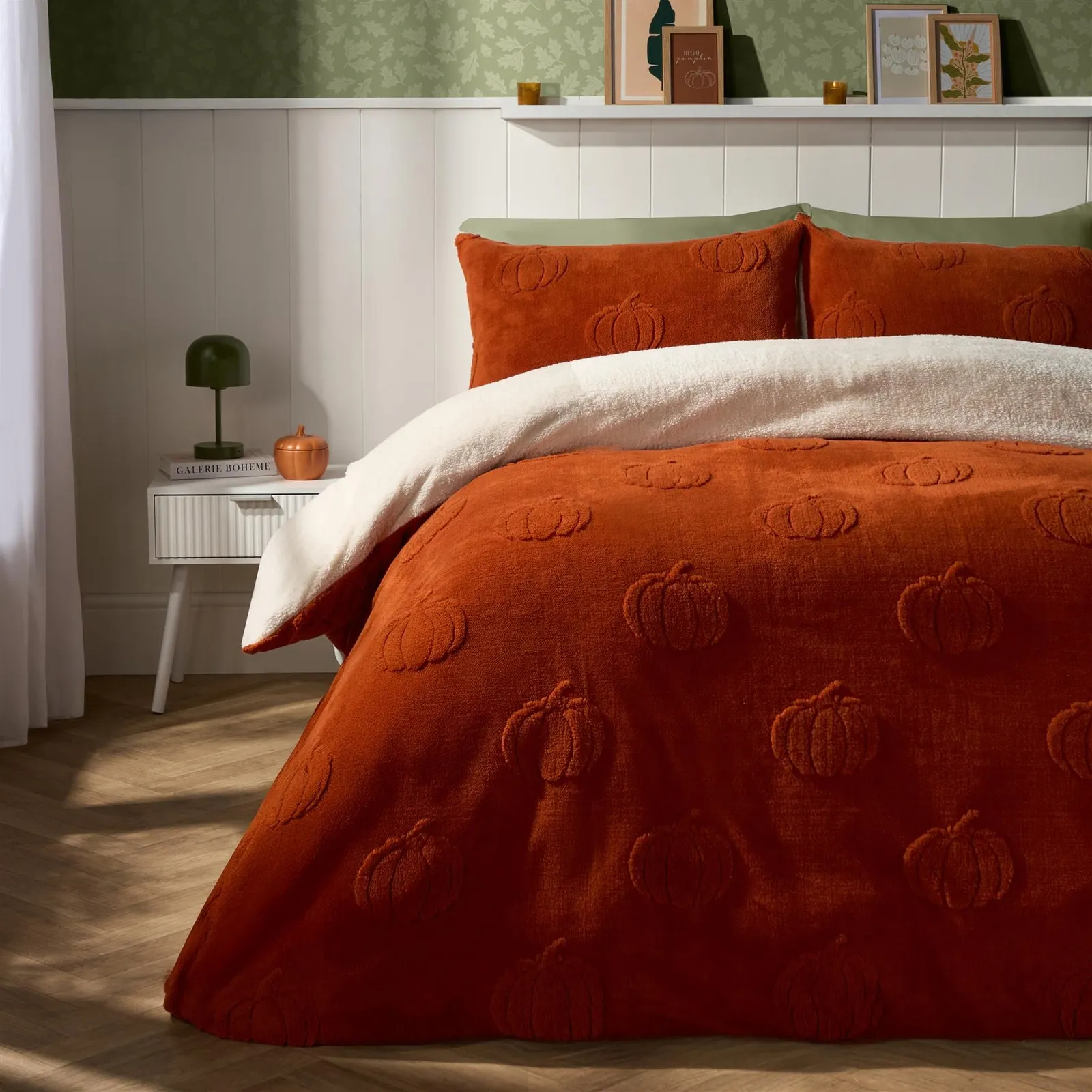 OHS Pumpkin Tufted Teddy Fleece Super Soft Duvet Set with Pillowcase in Burnt Orange