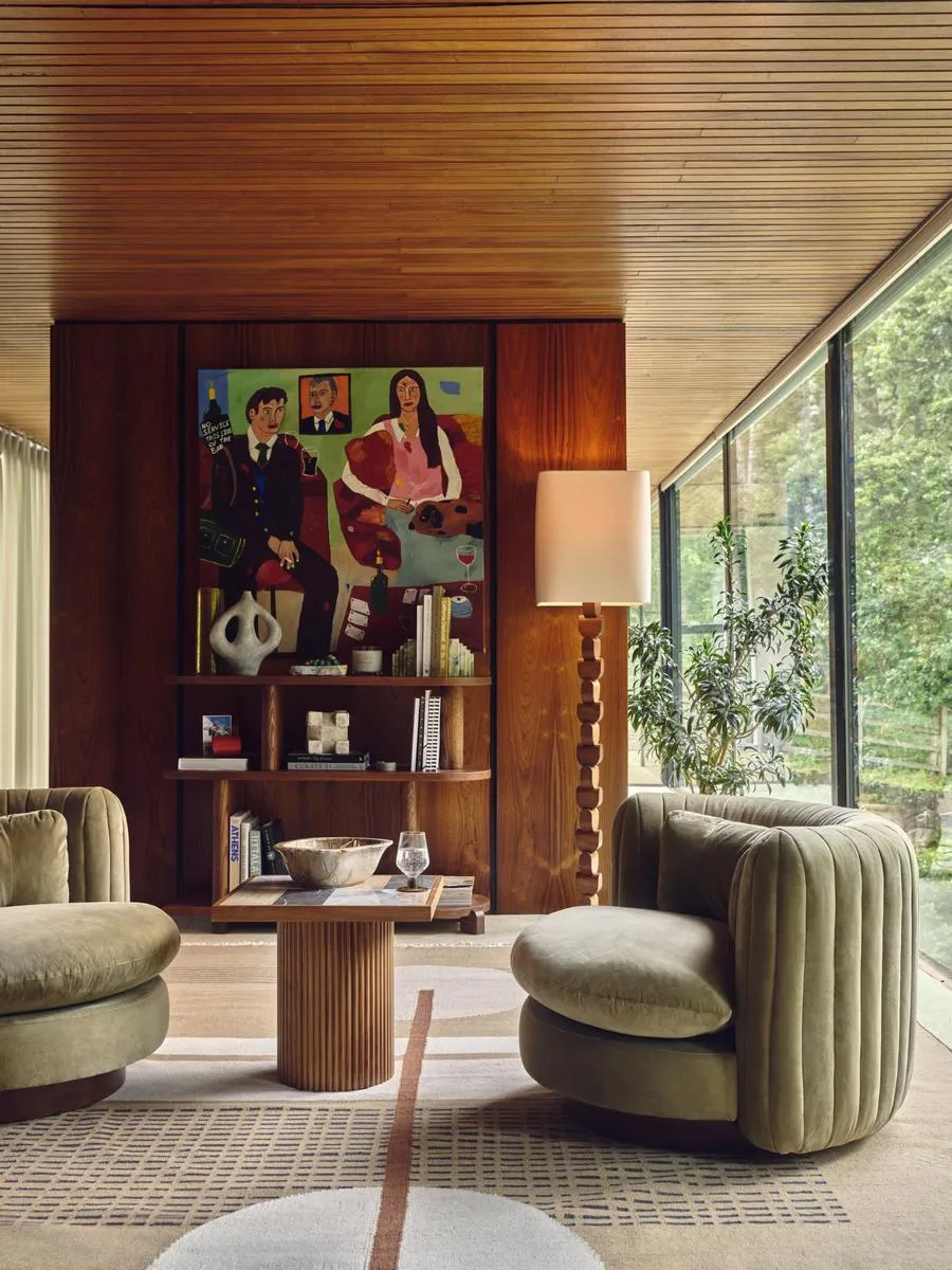Vivienne Armchair, Velvet, Lichen