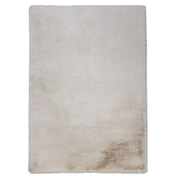 Ivy Luxury Supersoft Faux Fur Rug 5