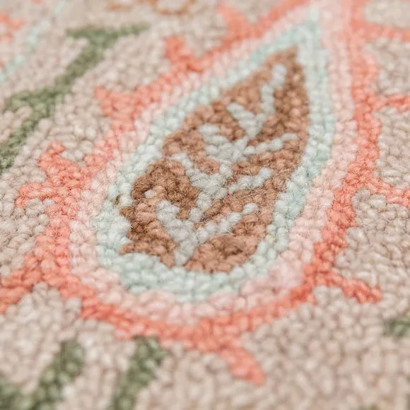 Mimi Traditional Border Rug 2