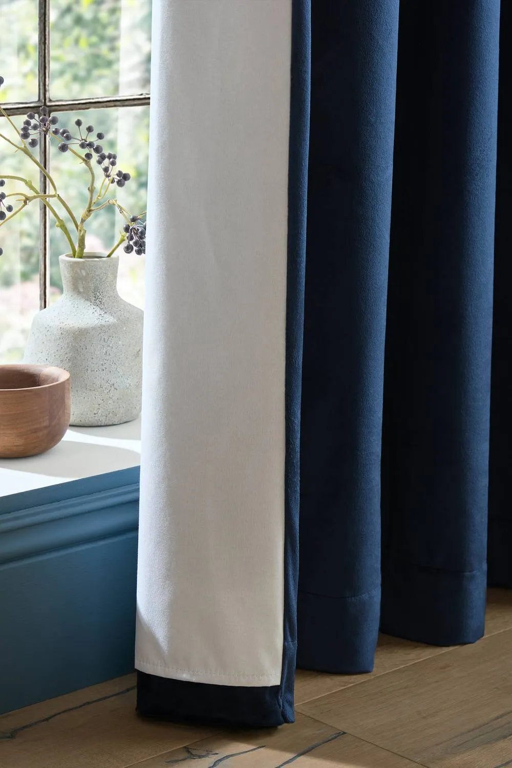 Catherine Lansfield 'Super Thermal Blackout Matt Velour' Eyelet Curtains in Navy 5