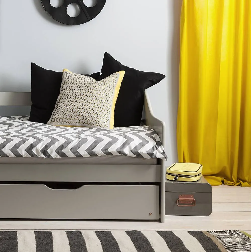 Nöa and Nani Hove Day Bed with Pullout Trundle in Silk Grey 5