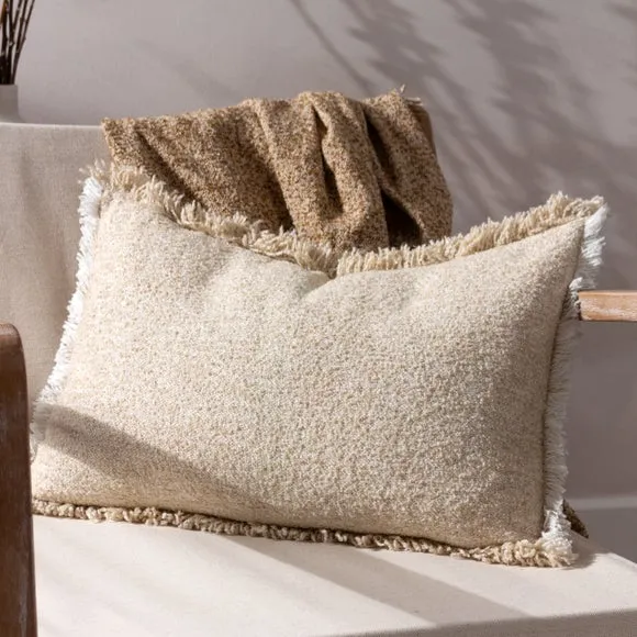 Yard Doze Rectangle Cushion 1