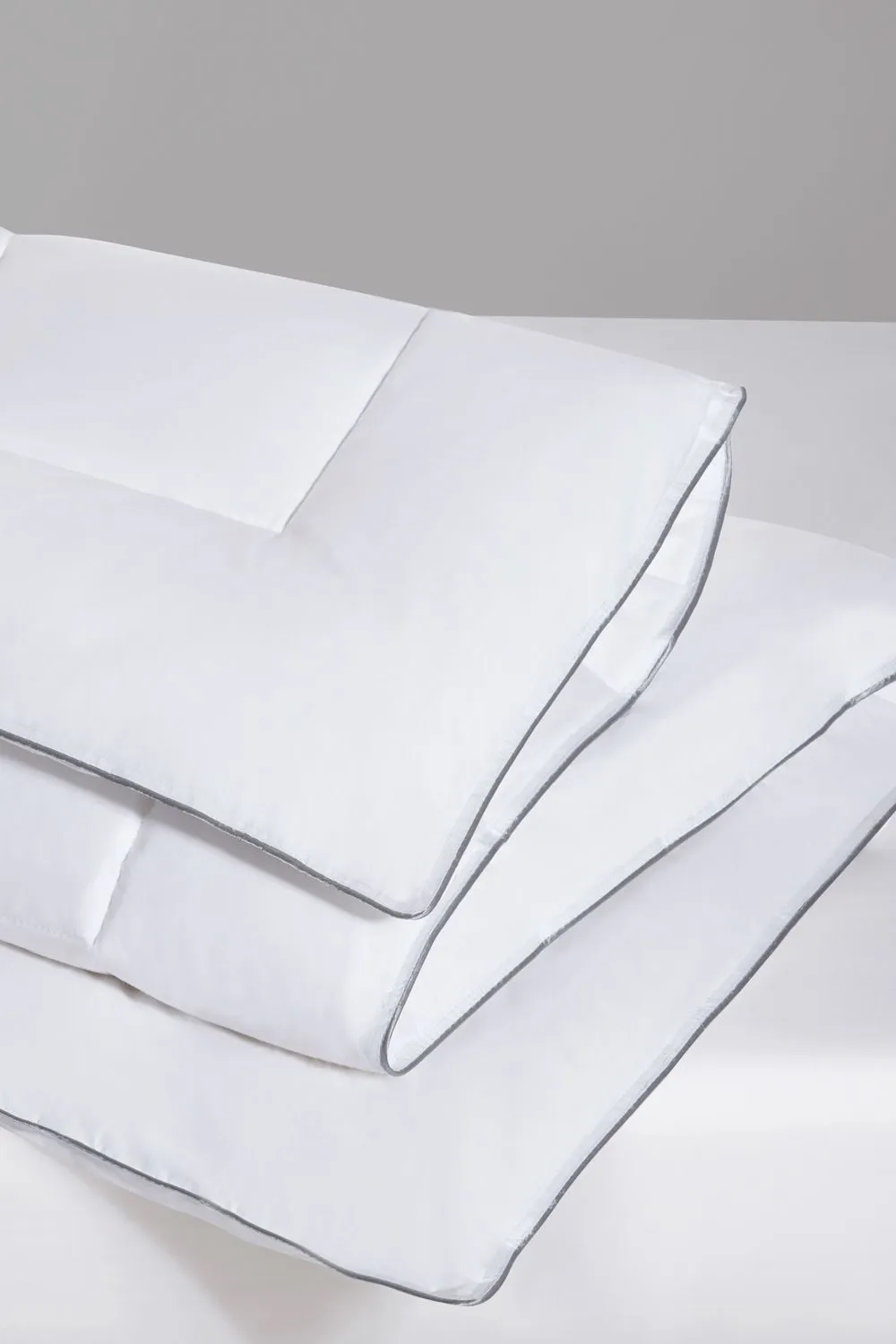 BHS 12 Tog Bamboo Duvet in White 2
