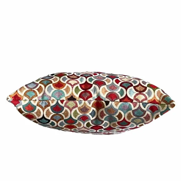 Daro Tapestry Doodle Rectangular Cushion 3