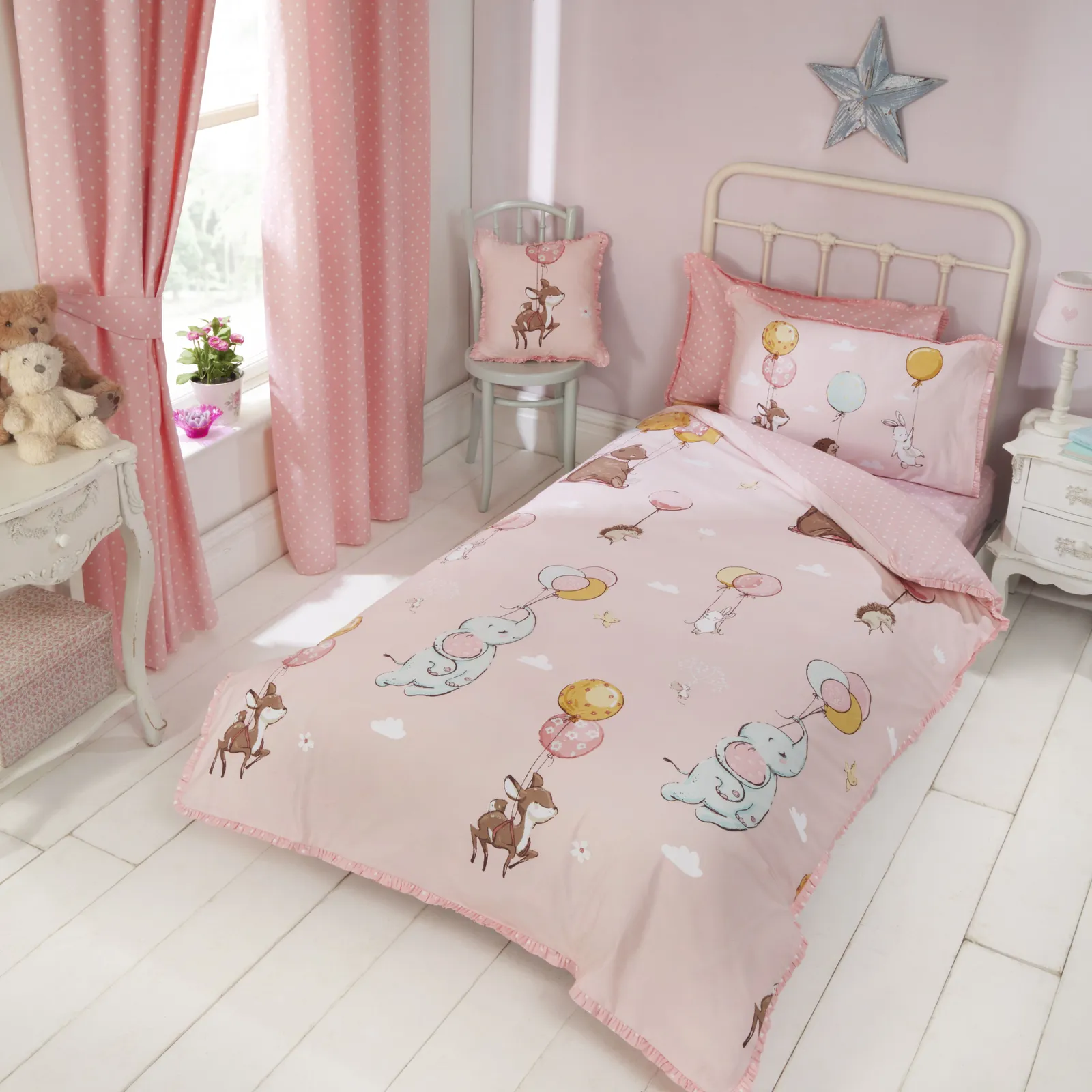 Rapport Home Float Away Polycotton Duvet Cover Set With Pillowcase in Light Pink