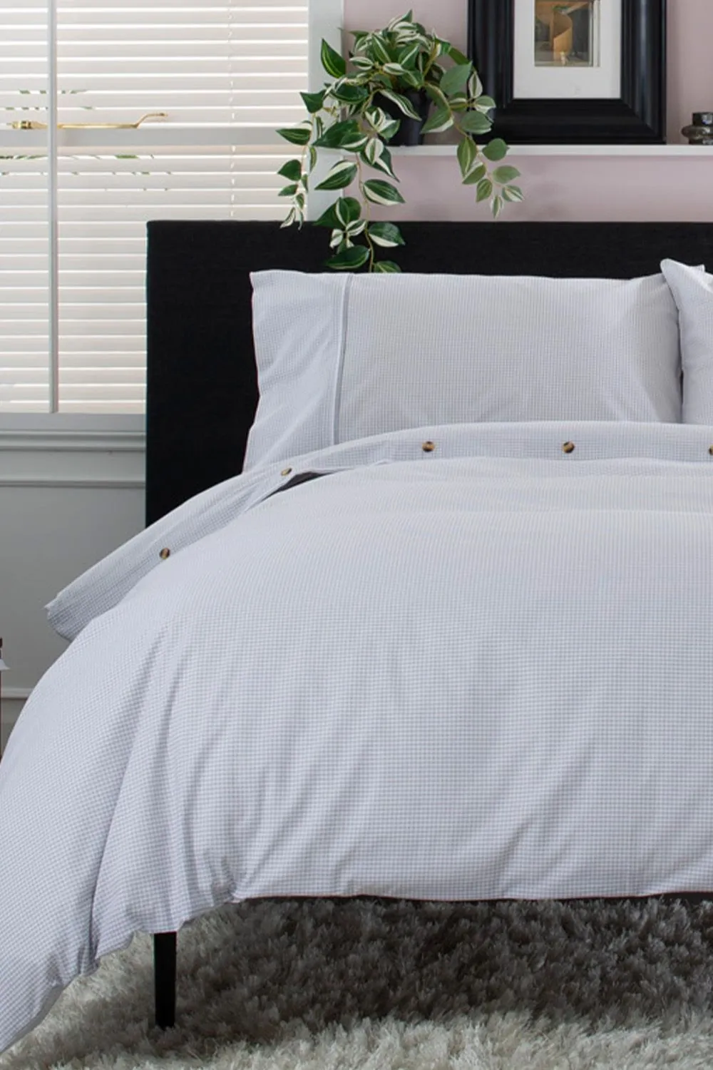 The Lyndon Company Gingham Duvet Cover Set - Soft & Breathable Cotton with Double Piped Edges in Grey