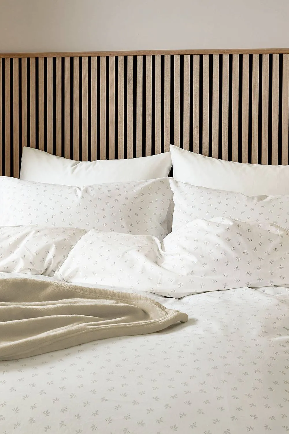 Helena Springfield 'Leaf Sprig' Duvet Cover Set in Cream 2