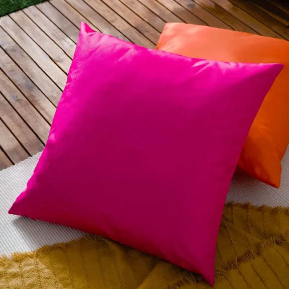 Furn. Plain Outdoor Cushion 1