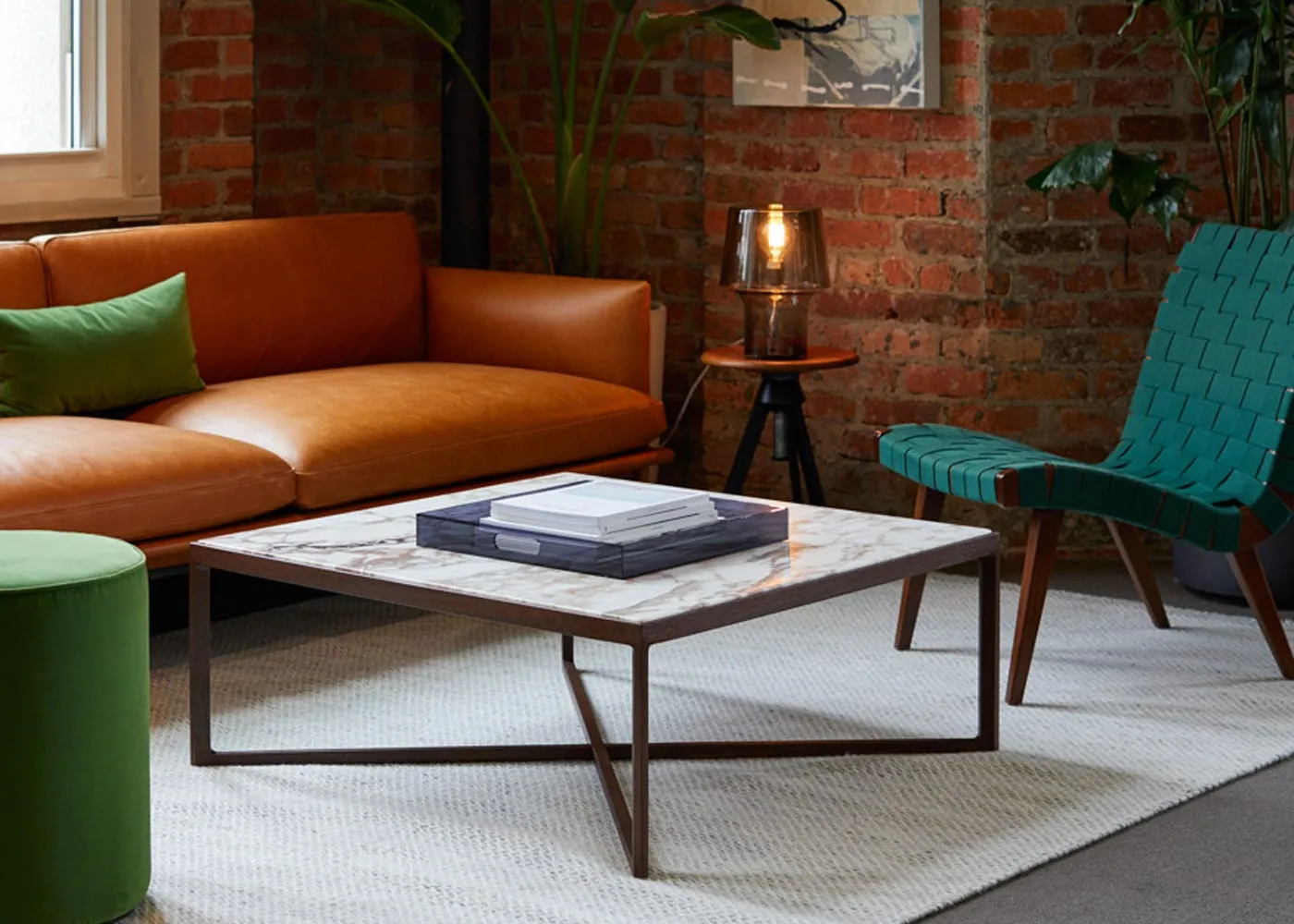 Knoll Krusin Coffee Table in Clear Glass and Natural Oak 3