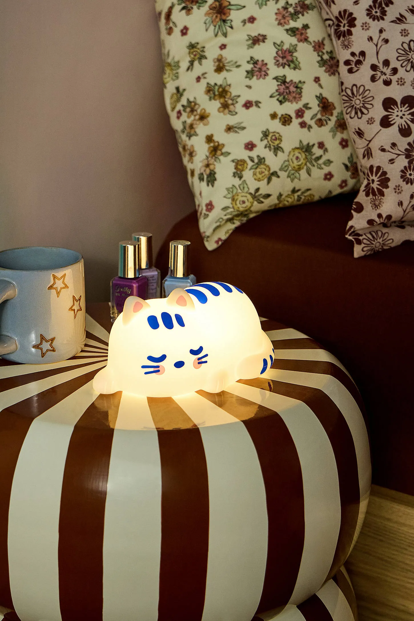 Cat Nap Lamp - White