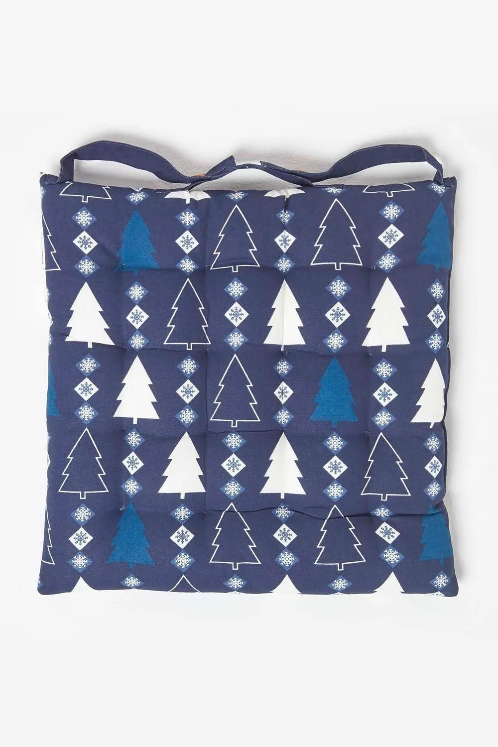 Homescapes 4 Pack Seat Pads Luxury Cotton Christmas Blue Winterland Indoor Outdoor Cushion 3