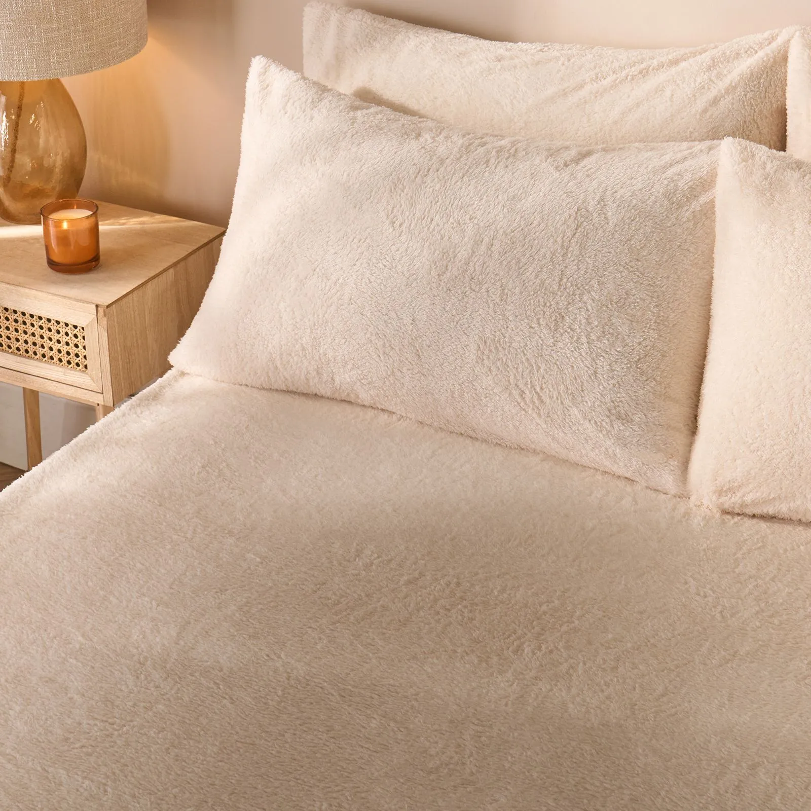 OHS Teddy Fleece Thermal Fitted Bed Sheet in Cream | Size: Double Fitted