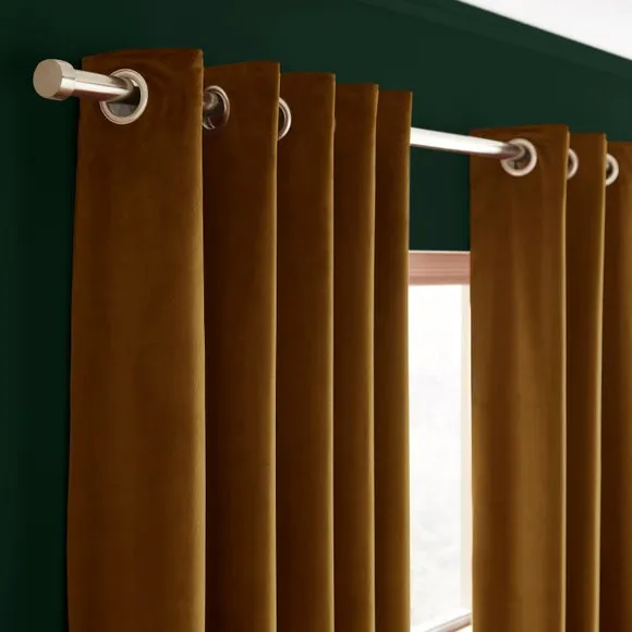 Luxe Velour Eyelet Curtains (Blackout Available) 1
