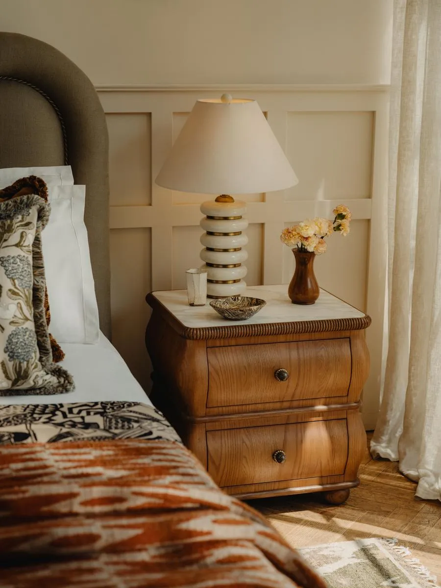 Esmeray Bedside Table, Mid-tone