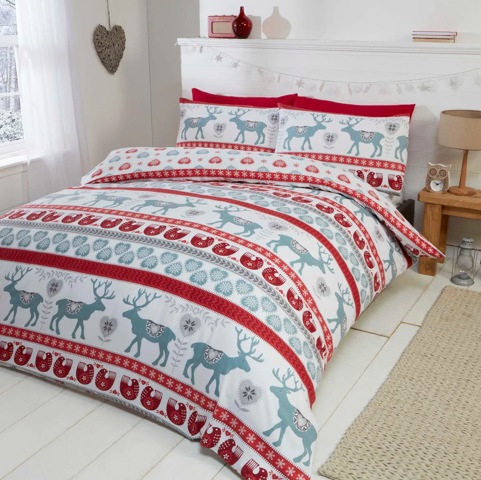 Rapport Home Scandi Polycotton Duvet Cover Set With Pillowcase in Red