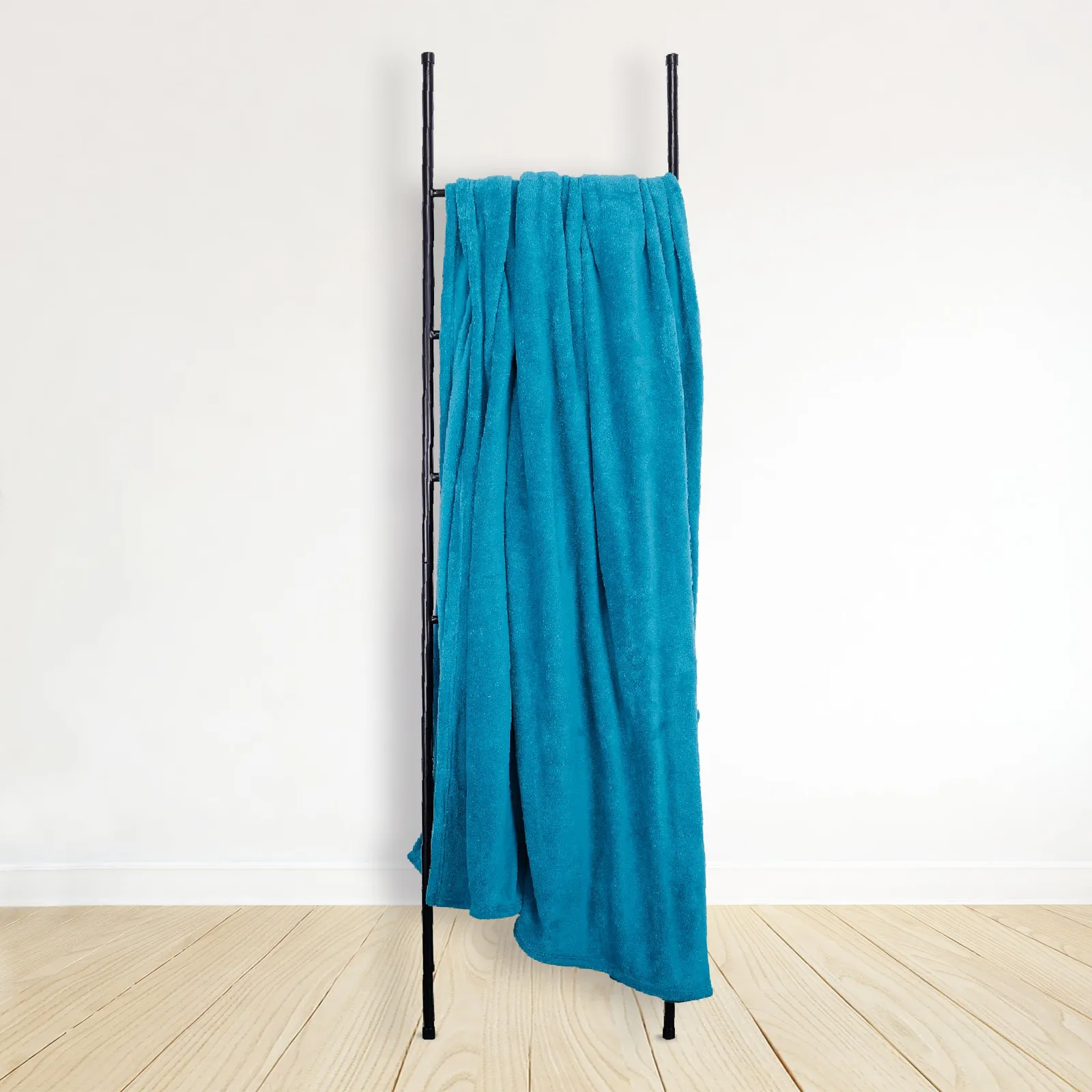 Soft Fleece 230cm x 255cm Throw Blue