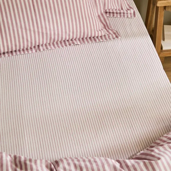 Hebden Narrow Stripe 100% Cotton Fitted Sheet 1