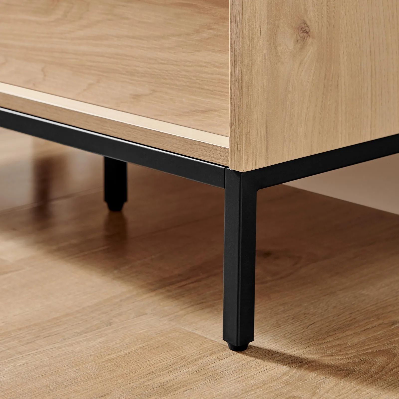 FurnitureboxUK Svit Wooden Chest of 4 Drawers in Light Oak 6