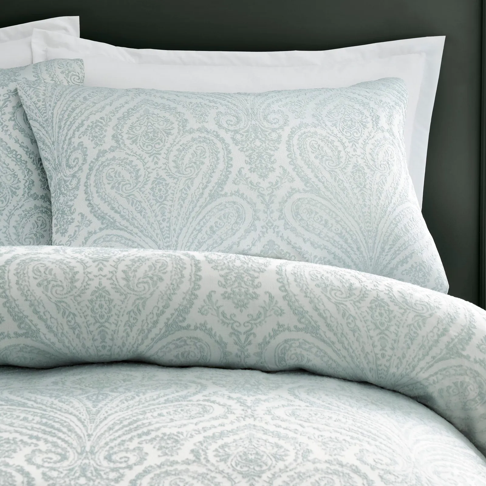 Portfolio Home Montpellier Duvet Cover Set Quilt Bedding Pillowcase in Green 2