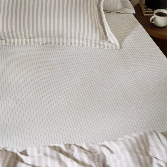 Hebden Narrow Stripe 100% Cotton Fitted Sheet 1