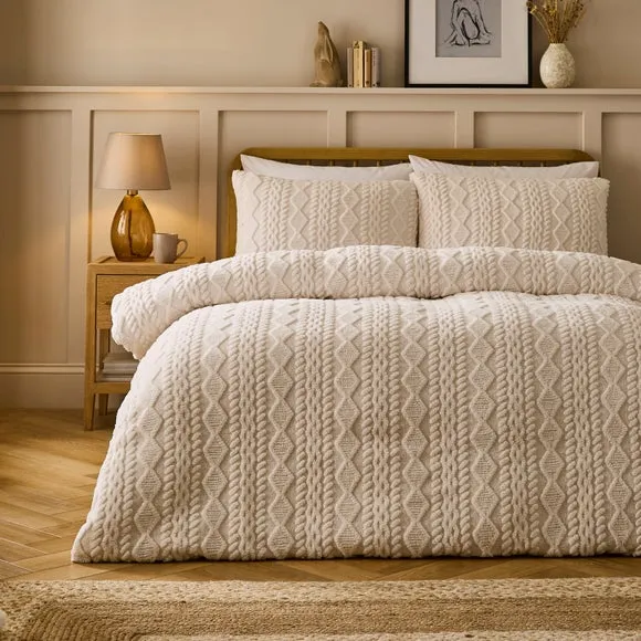 Cable Fleece Duvet Cover and Pillowcase Set 1