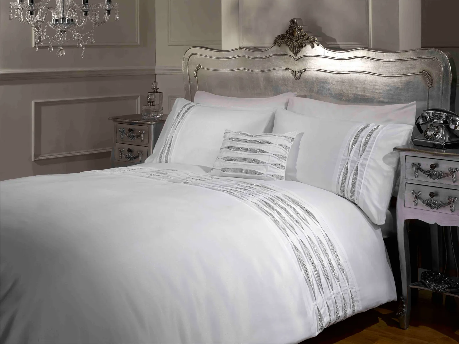 Rapport Home Crystal Shine Polycotton Duvet Cover Set with Pillowcase in White 1