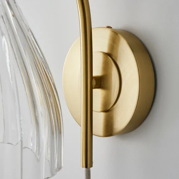 Churchgate Allexton Plug In Wall Light 4