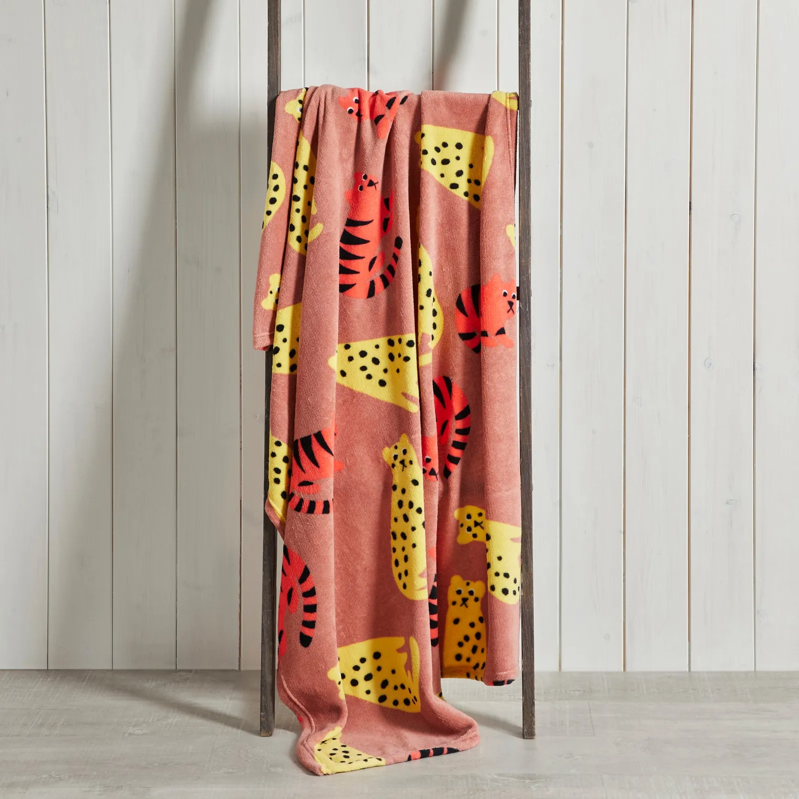 Big Cats Fleece Blanket Orange
