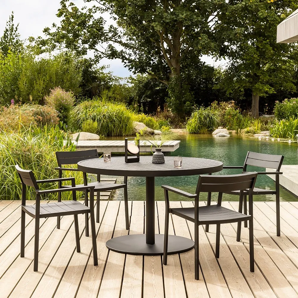 Case Eos Pedestal Circular Outdoor Dining Table Black 4