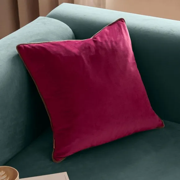 Furn. Square Cushion 1