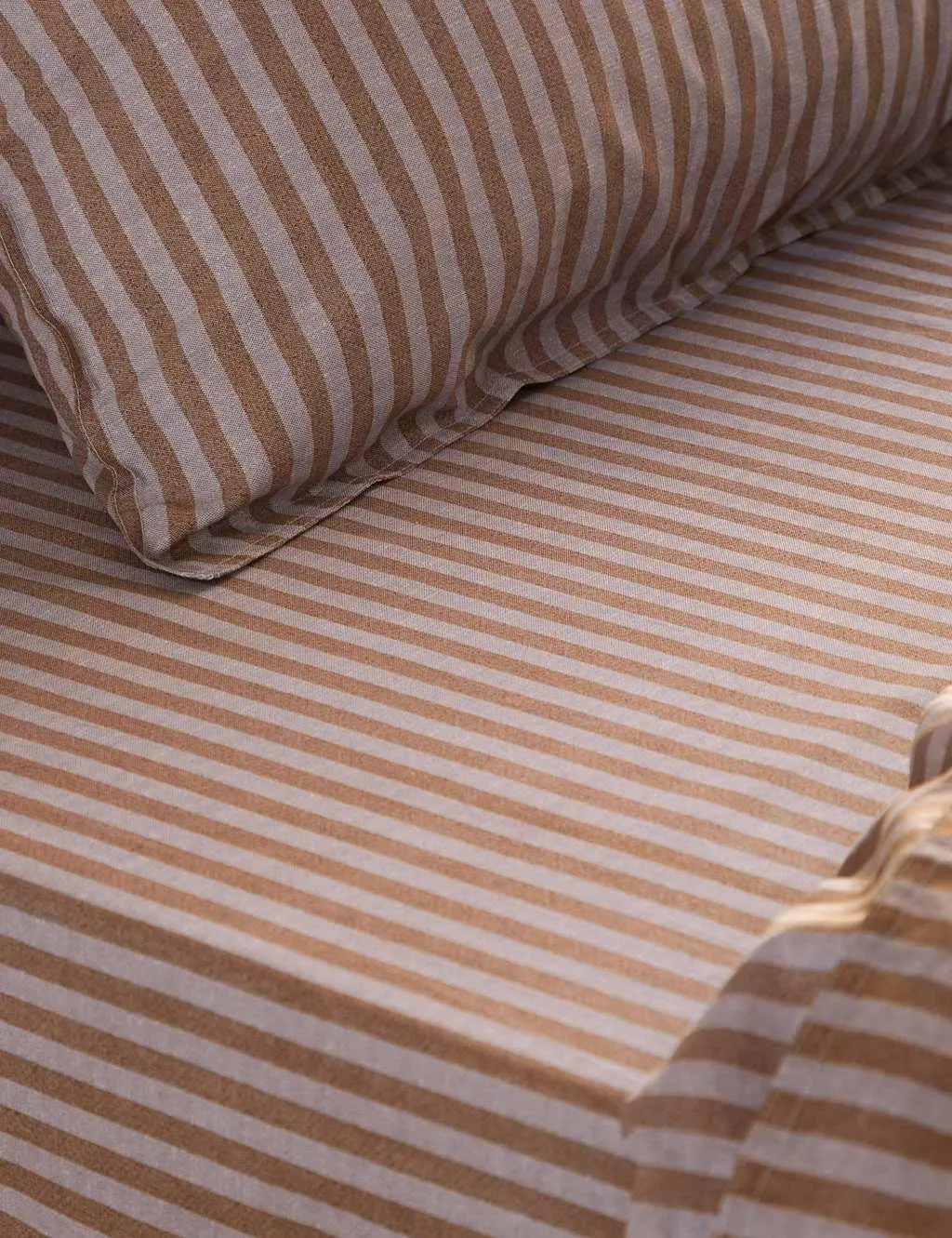 YARD Pure Cotton Marlow Striped Fitted Sheet Blue Mix