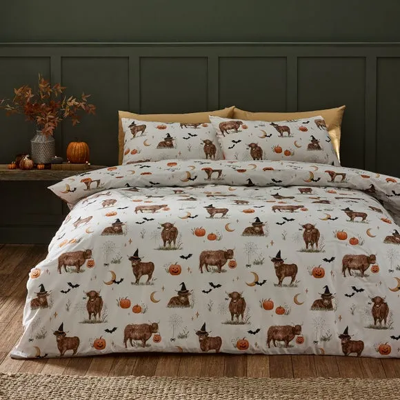 Catherine Lansfield Halloween Highland Cow Polycotton Duvet Cover & Pillowcase Set