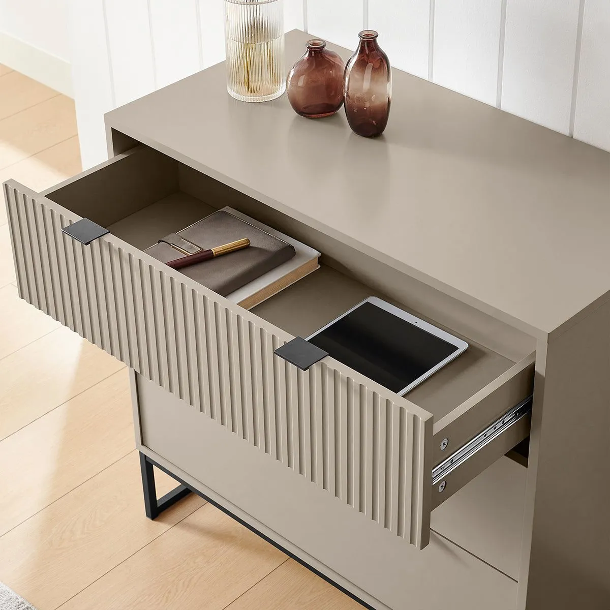 Melody Maison Large 3 Drawer Chest Of Drawers - Hesley Taupe Stone Range in Grey 2