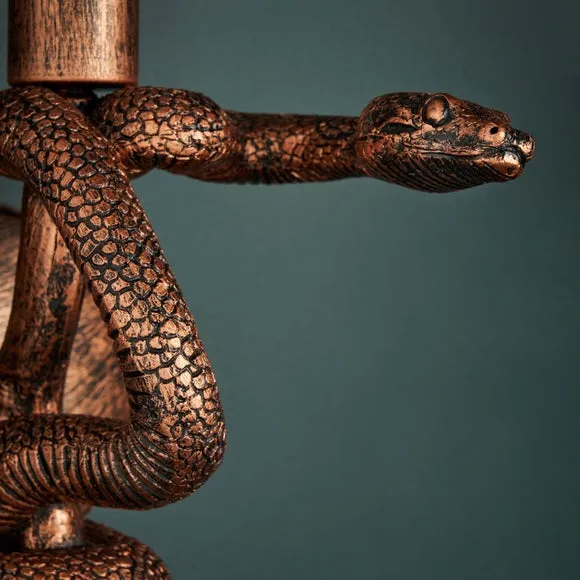 Snake Plug In Wall Light 3