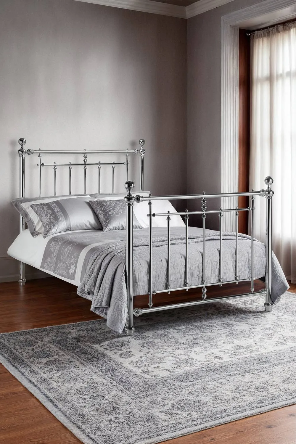 Julian Bowen Empress Metal bed in Silver 1