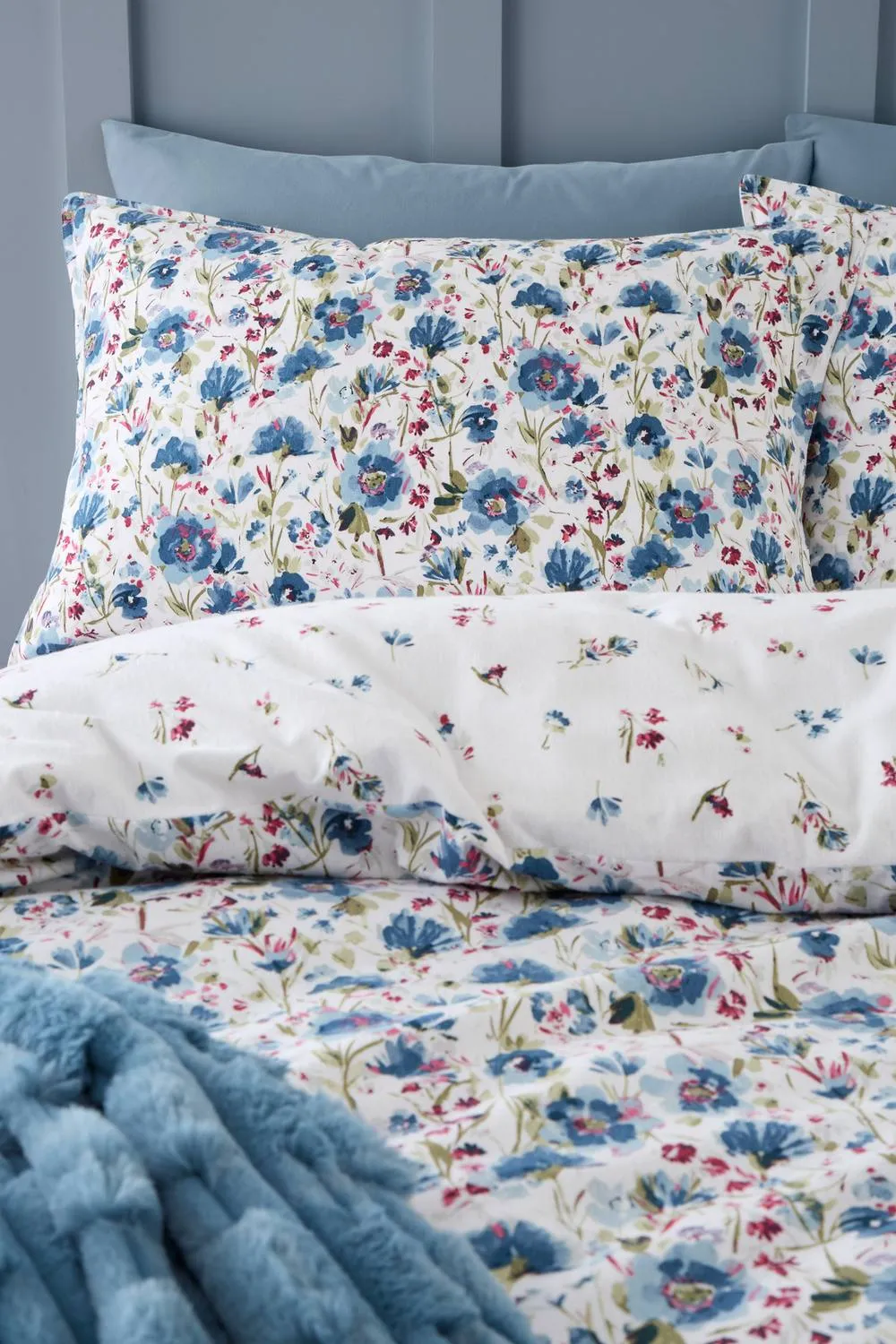 Bianca 'Brushed Cotton Ophelia' Floral Reversible Duvet Cover Set 3