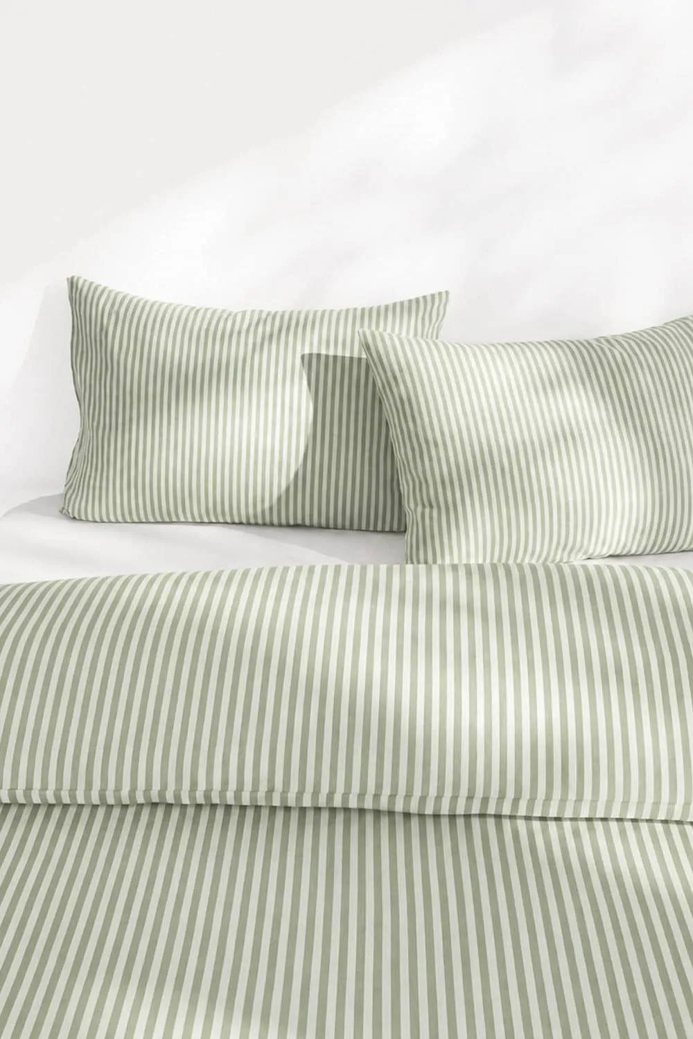 Martex Studio Edition Pinstripe Duvet Cover Set in Green 3