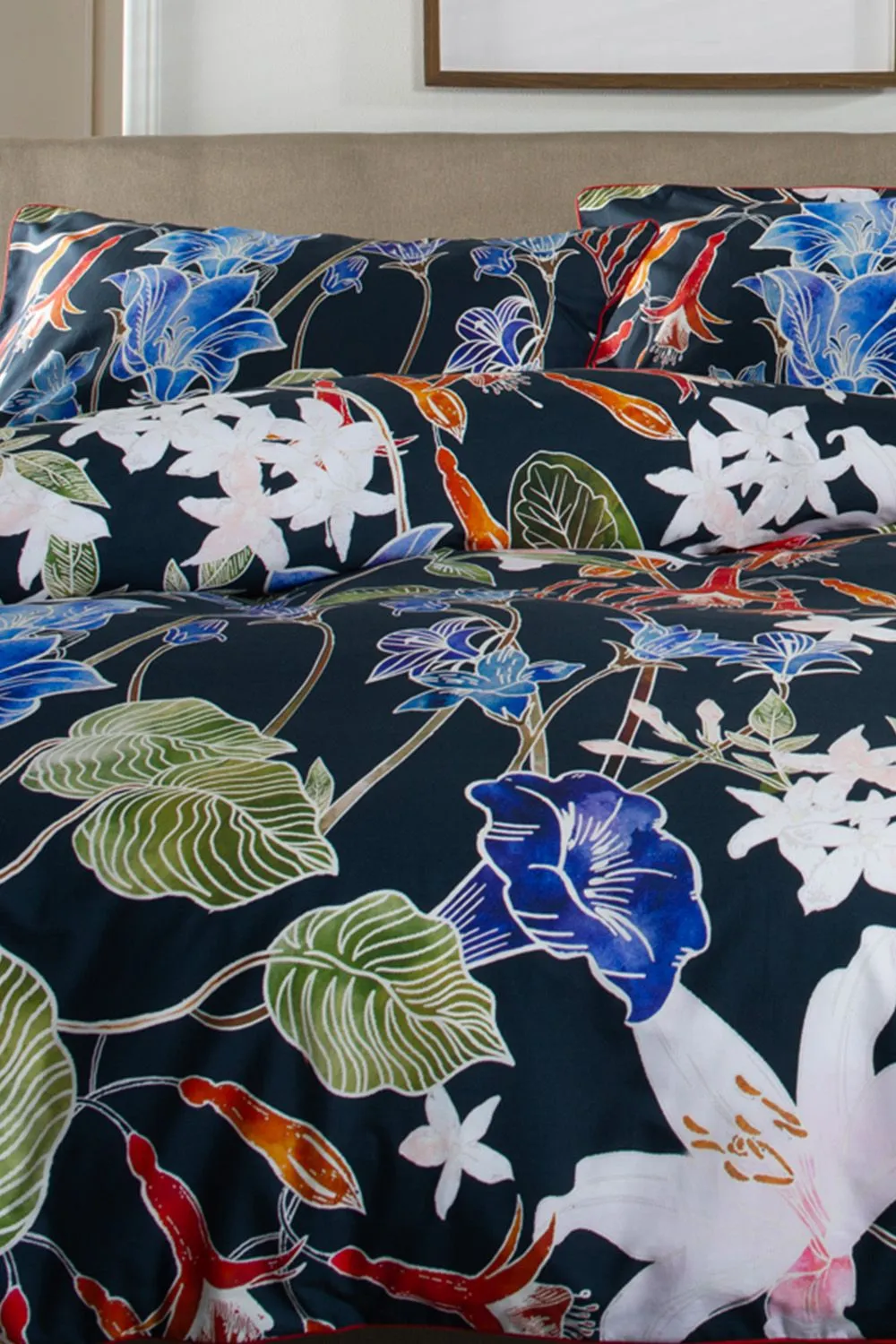 The Lyndon Company Floral Nightshade 200TC 100% Cotton Luxury Duvet Cover Set | Deyongs 1846 in Green 4