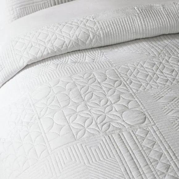 Catherine Lansfield Folkstone Geo Duvet Cover & Pillowcase Set 4