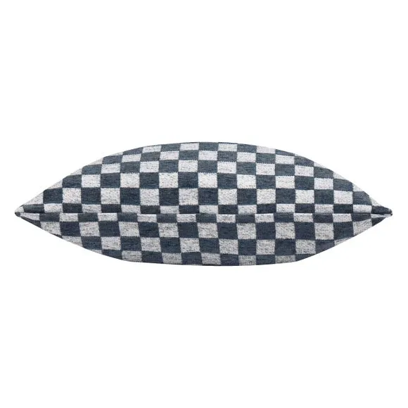 Hoem Larro Square Cushion 2