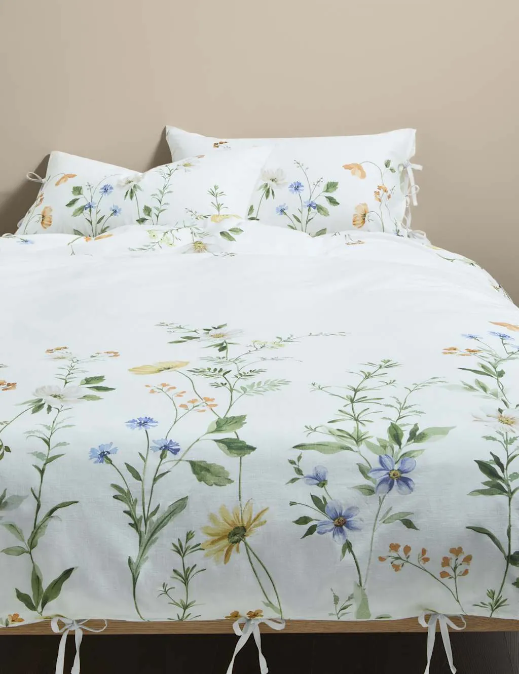 M&S Pure Cotton Spring Meadow Bedding Set Green Mix