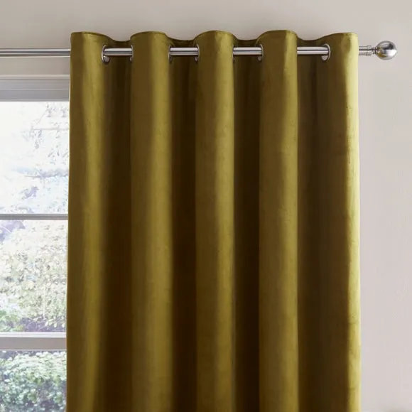 Luxe Velour Eyelet Curtains (Blackout Available)