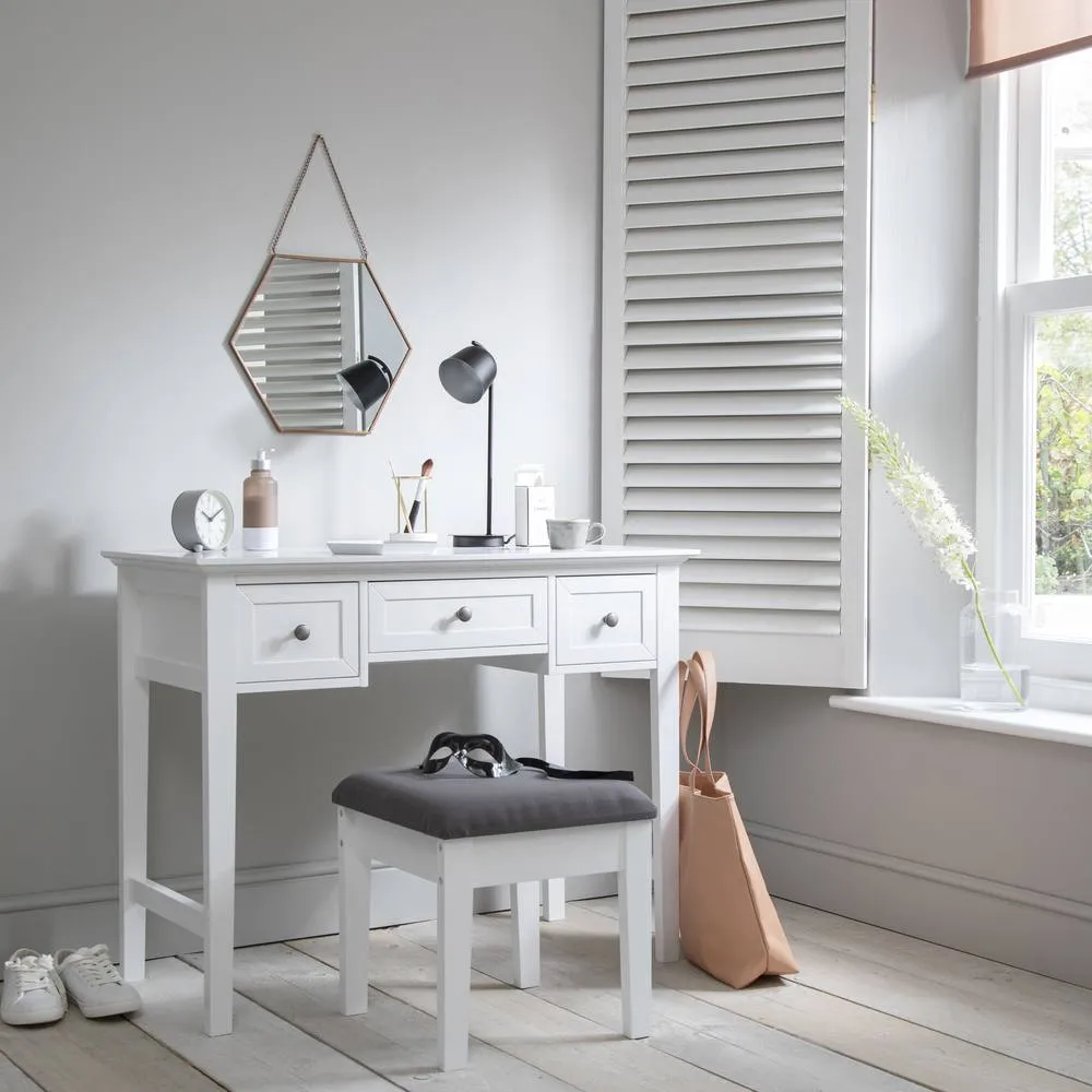 Nöa and Nani Karlstad Dressing Table with Drawers and Stool in White