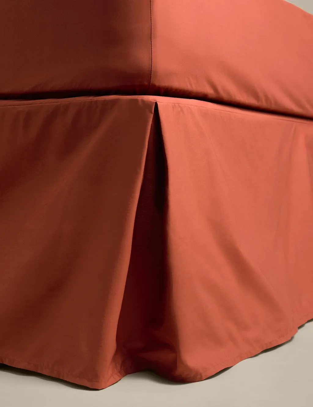 M&S Egyptian Cotton 230 Thread Count Crisp Valance Terracotta