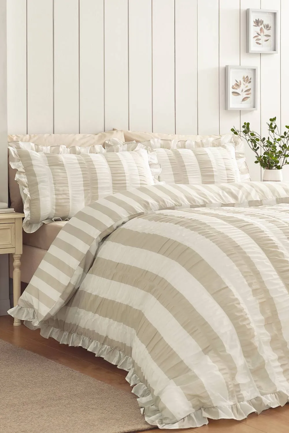 Catherine Lansfield 'Seersucker Frill Stripe' Duvet Cover Set in Natural 1