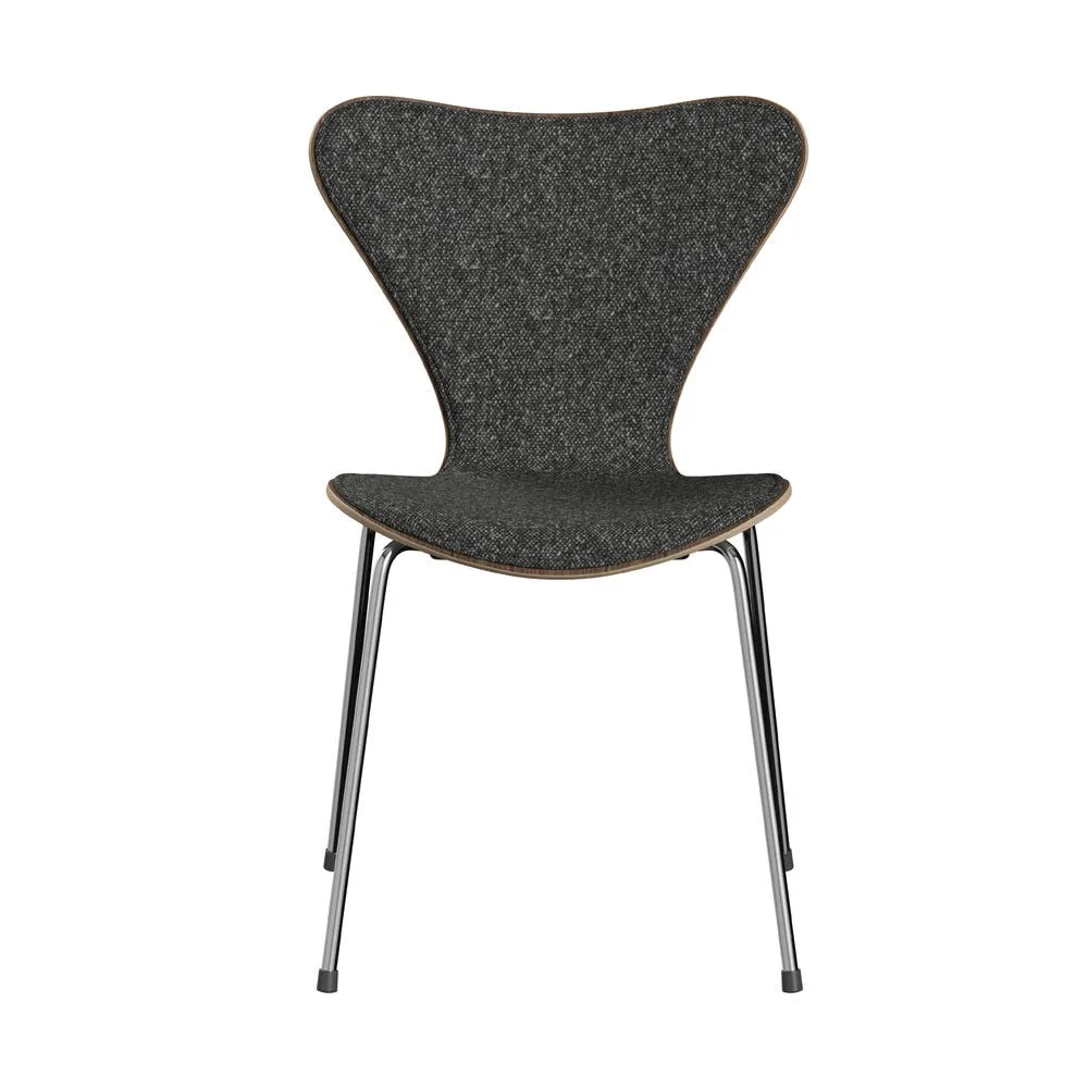 Fritz Hansen Series 7 Chair Vanir Fabric Walnut Veneer 2