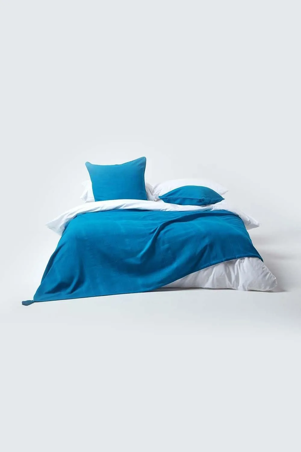Homescapes Cotton Rajput Ribbed Cushion Cover in Teal 4