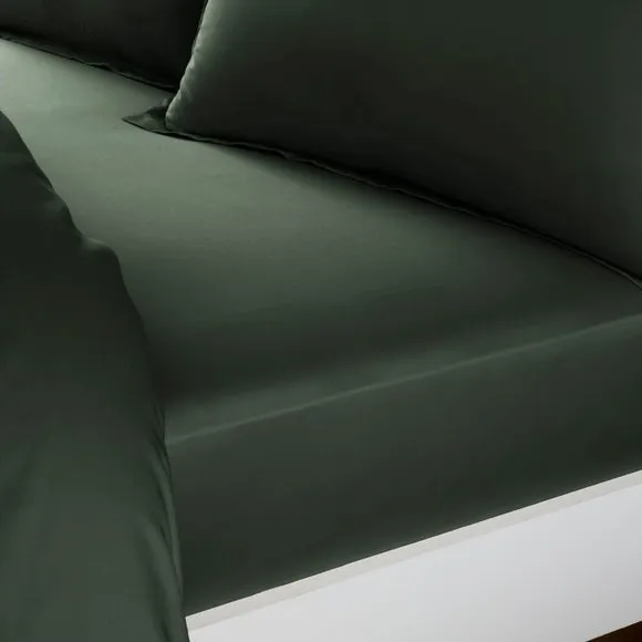 Hotel Cotton Sateen 400 Thread Count Grip Fitted Sheet 1